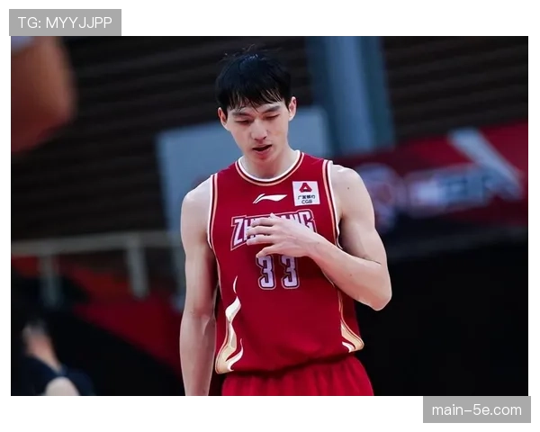 浙江吴前状态明显下滑 场均得分从12.1分降至6.9分